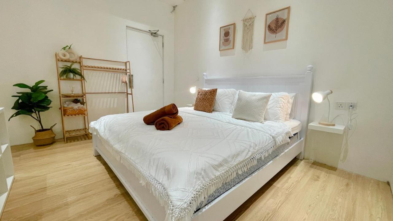 Helena'S Studio Suite Герик Экстерьер фото
