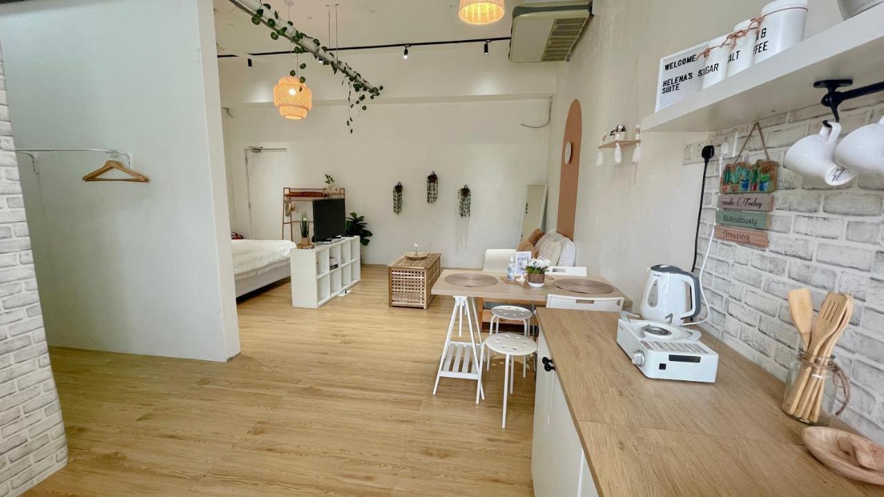 Helena'S Studio Suite Герик Экстерьер фото